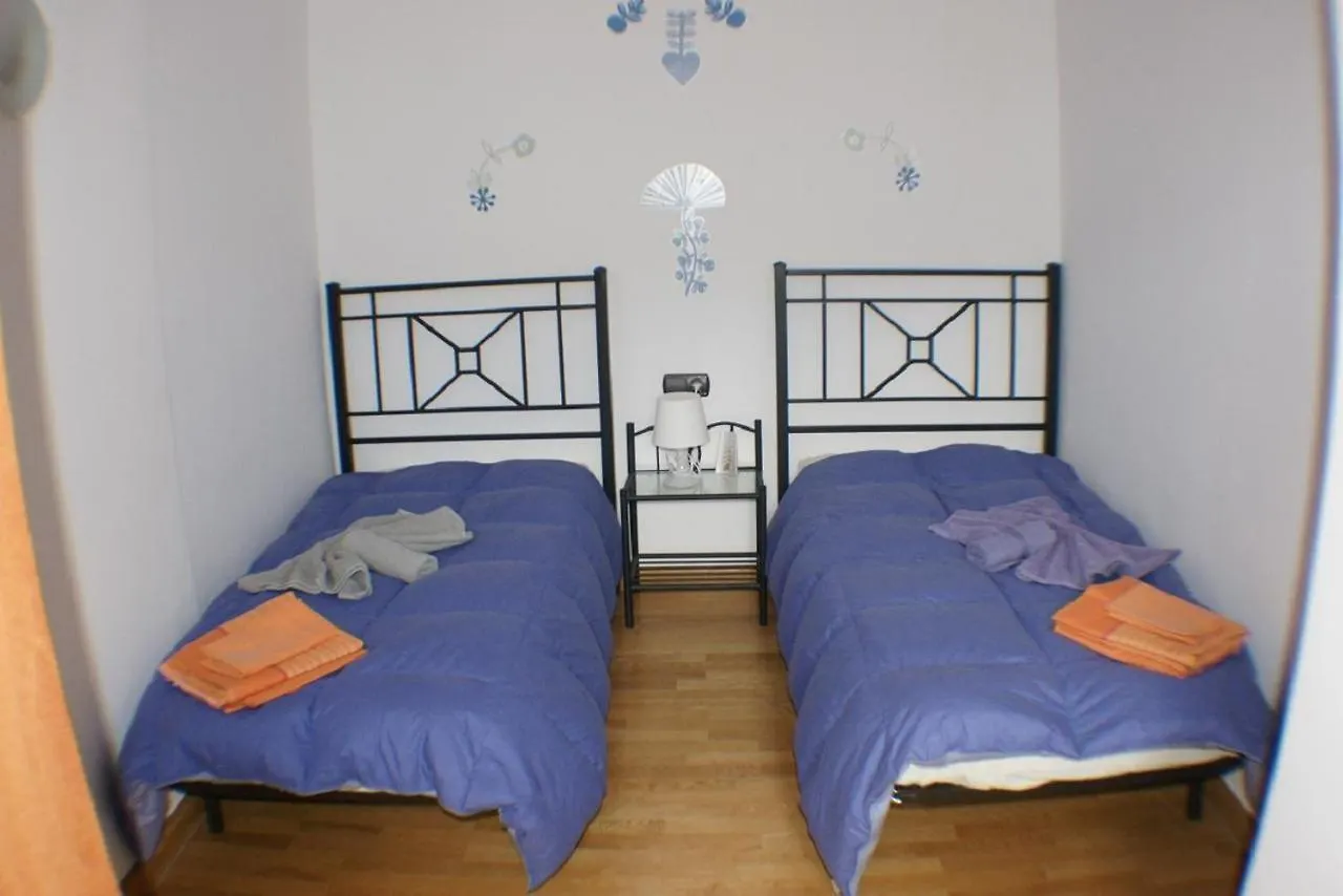 Goldhome - Casa Piscina Privada, Amarre - Casa 4 Empuriabrava 0*,  Spain