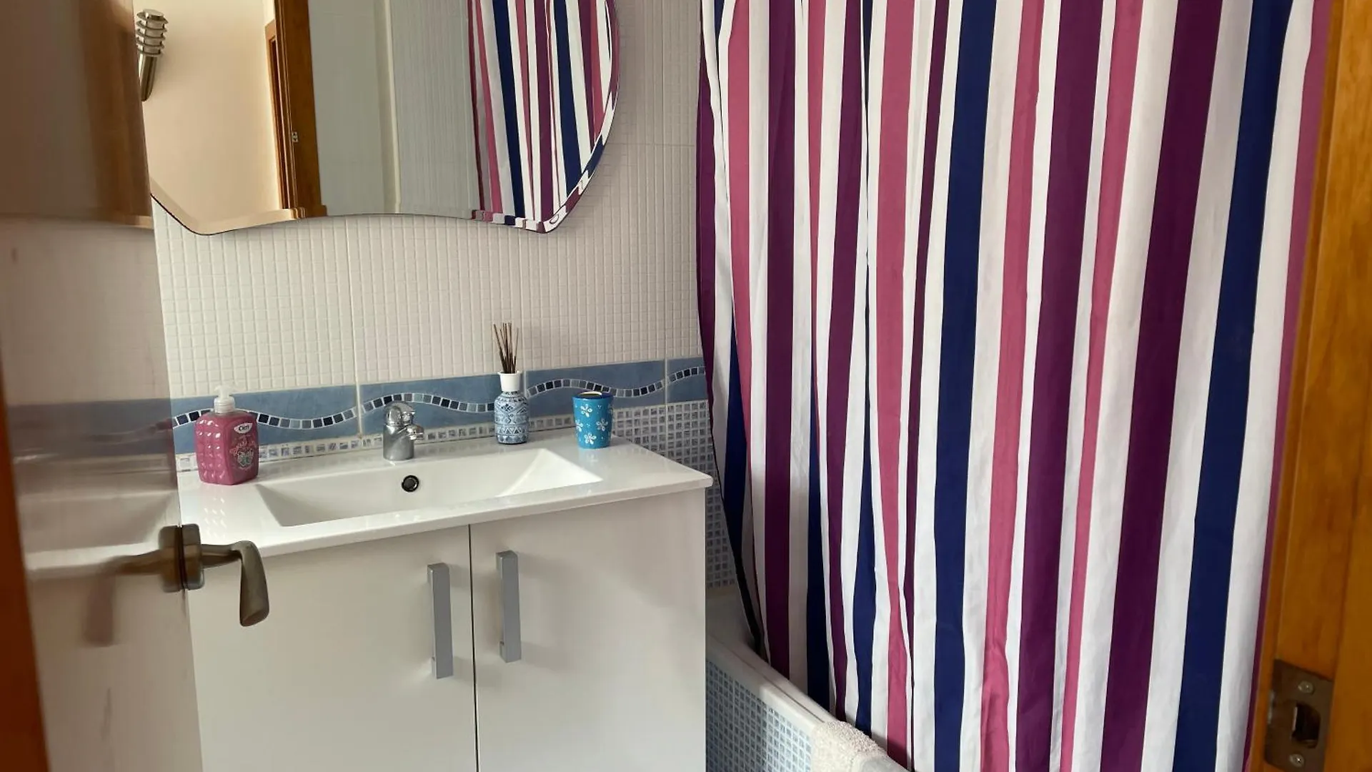 Goldhome - Casa Piscina Privada, Amarre - Casa 4 Empuriabrava 0*,